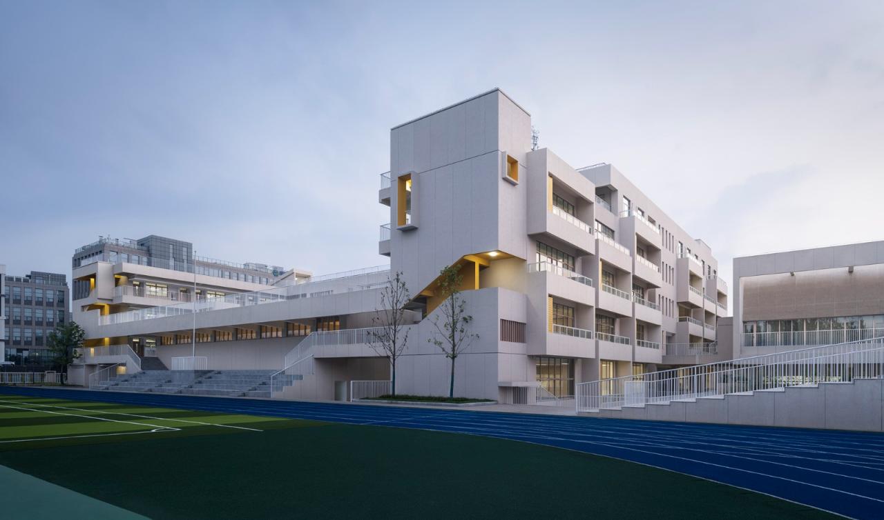 BIM建筑|江苏省南京市文齐路小学 / 荣朝晖工作室 BIM建筑|江苏省南京市文齐路小学 / 荣朝晖工作室