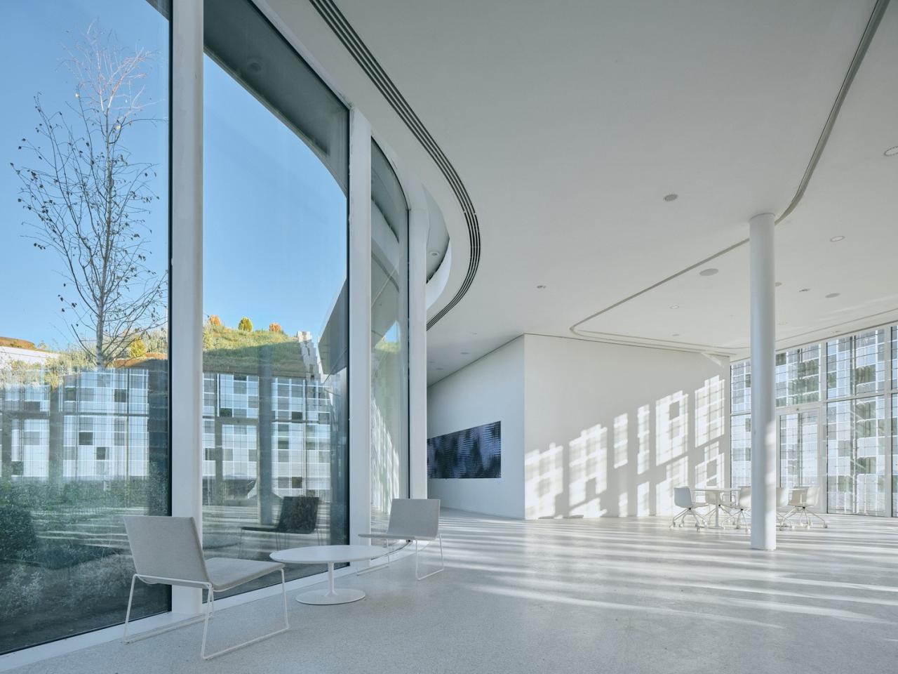 BIM建筑|沙漠中闪烁,欧洲最大太阳能发电厂 / Bilgin Architects BIM建筑|沙漠中闪烁,欧洲最大太阳能发电厂 / Bilgin Architects