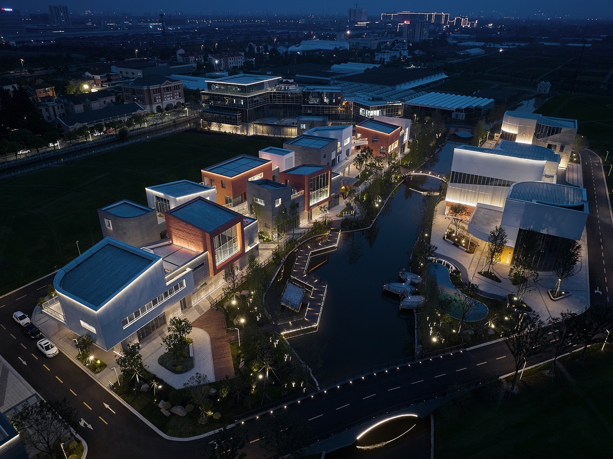 BIM建筑|海宁长安国际花卉产业园 / 森上建筑+朴筑建筑 BIM建筑|海宁长安国际花卉产业园 / 森上建筑+朴筑建筑