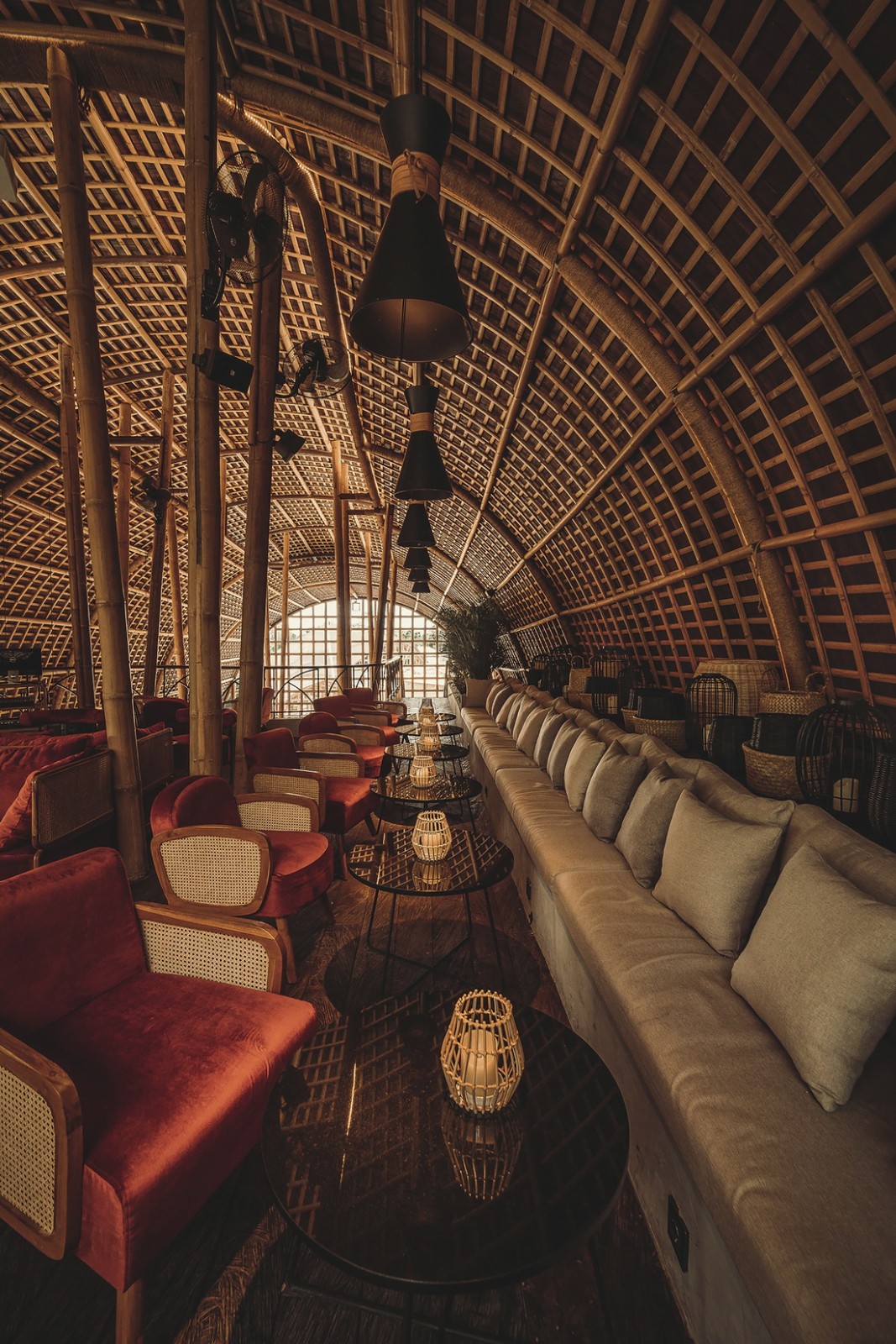 BIM建筑|Akar 餐厅 / Leon Design Agency BIM建筑|Akar 餐厅 / Leon Design Agency