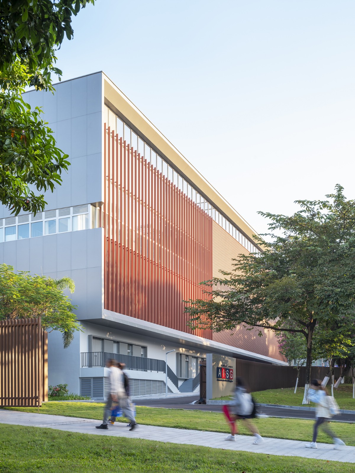 BIM建筑|广州美国人外籍人员子女学校科学城校区 / Perkins&Will BIM建筑|广州美国人外籍人员子女学校科学城校区 / Perkins&Will