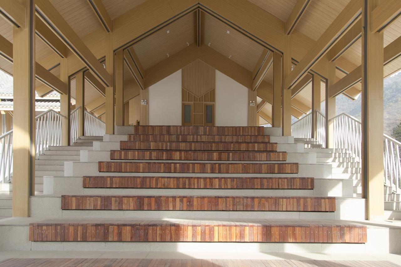 BIM建筑|龙形建筑:康县全域旅游游客集散中心 / 共生建筑Farmerson Architects BIM建筑|龙形建筑:康县全域旅游游客集散中心 / 共生建筑Farmerson Architects