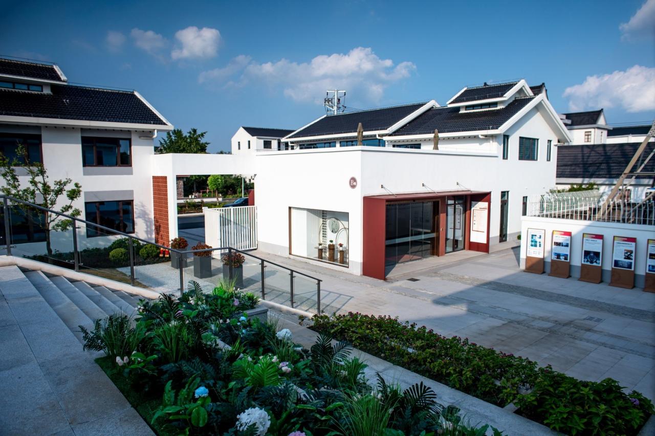 BIM建筑|此时此地:建在花卉园里的小房子—港沿花卉交流中心 / 创霖-泽柏 BIM建筑|此时此地:建在花卉园里的小房子—港沿花卉交流中心 / 创霖-泽柏