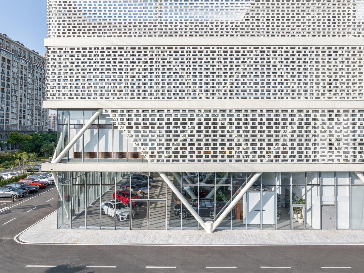 BIM建筑|锡宝行 / 非常建筑 BIM建筑|锡宝行 / 非常建筑