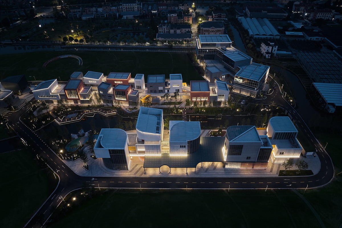 BIM建筑|海宁长安国际花卉产业园 / 森上建筑+朴筑建筑 BIM建筑|海宁长安国际花卉产业园 / 森上建筑+朴筑建筑