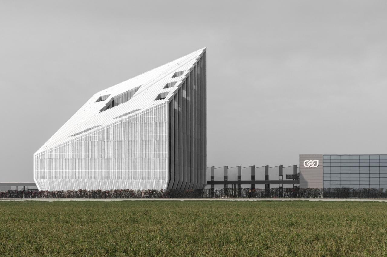 BIM建筑|第二外墙,Bonfiglioli 总部 / Peter Pichler Architecture BIM建筑|第二外墙,Bonfiglioli 总部 / Peter Pichler Architecture