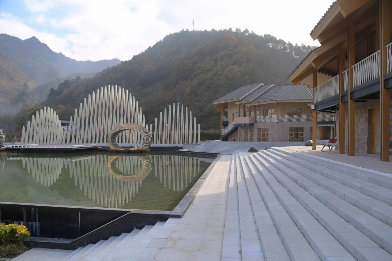 BIM建筑|龙形建筑:康县全域旅游游客集散中心 / 共生建筑Farmerson Architects BIM建筑|龙形建筑:康县全域旅游游客集散中心 / 共生建筑Farmerson Architects