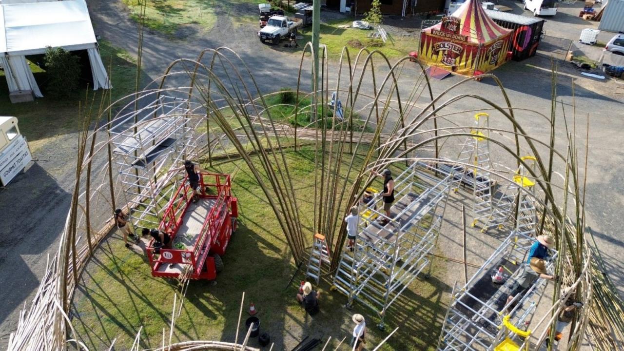 BIM建筑|‘蛹’入口展馆 / Cave Urban BIM建筑|‘蛹’入口展馆 / Cave Urban