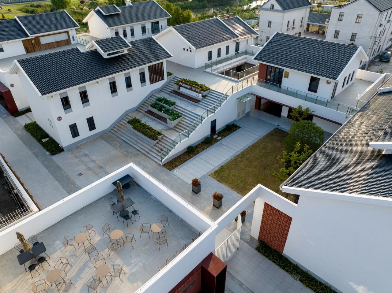 BIM建筑|此时此地:建在花卉园里的小房子—港沿花卉交流中心 / 创霖-泽柏 BIM建筑|此时此地:建在花卉园里的小房子—港沿花卉交流中心 / 创霖-泽柏