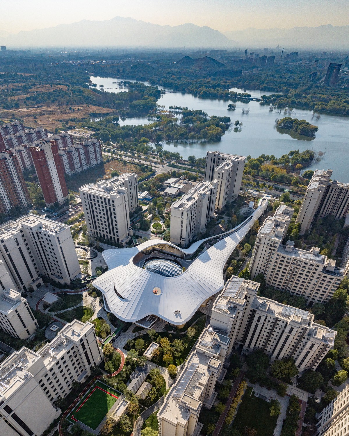 BIM建筑|泰康之家·燕园三期及社区活力中心 / 方未建筑设计+三磊设计 BIM建筑|泰康之家·燕园三期及社区活力中心 / 方未建筑设计+三磊设计