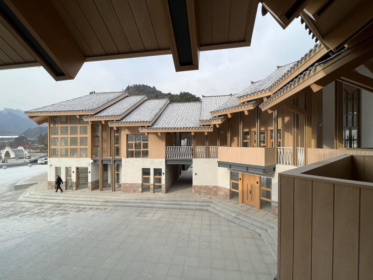 BIM建筑|龙形建筑:康县全域旅游游客集散中心 / 共生建筑Farmerson Architects BIM建筑|龙形建筑:康县全域旅游游客集散中心 / 共生建筑Farmerson Architects