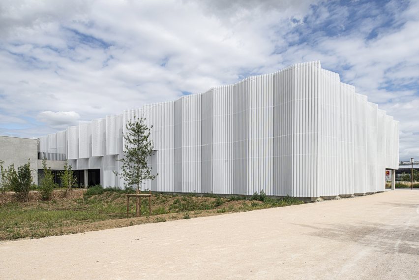 BIM建筑|PPA设计褶皱金属立面音乐舞蹈学院 BIM建筑|PPA设计褶皱金属立面音乐舞蹈学院