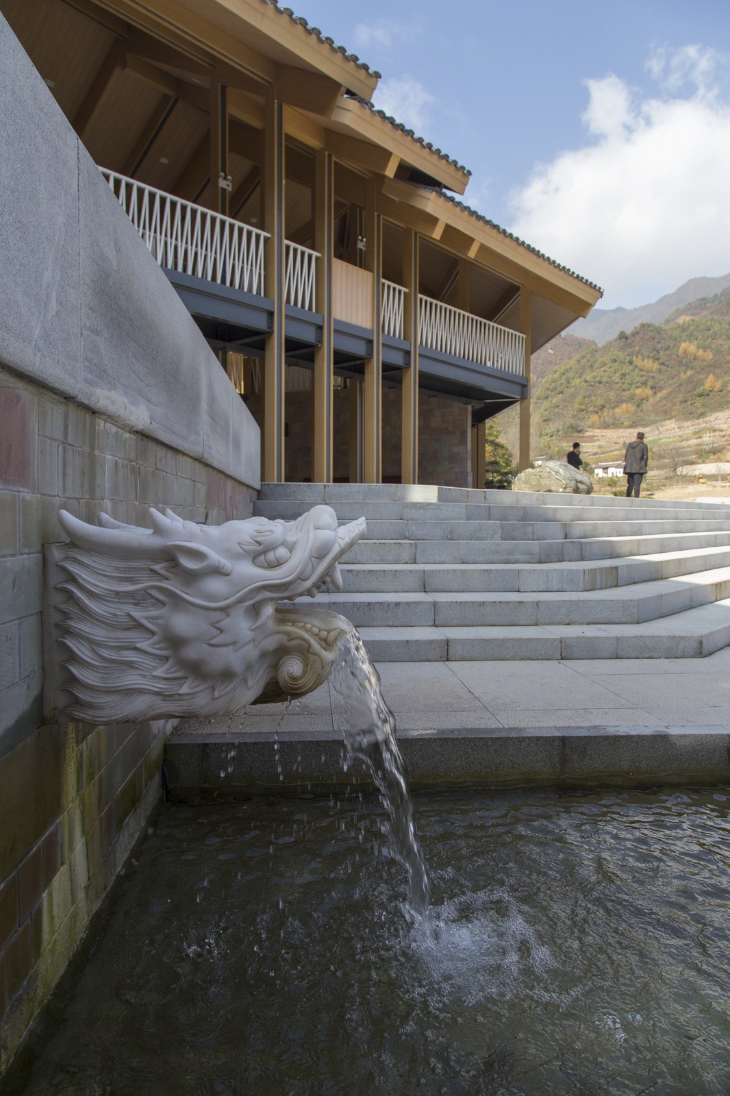 BIM建筑|龙形建筑:康县全域旅游游客集散中心 / 共生建筑Farmerson Architects BIM建筑|龙形建筑:康县全域旅游游客集散中心 / 共生建筑Farmerson Architects