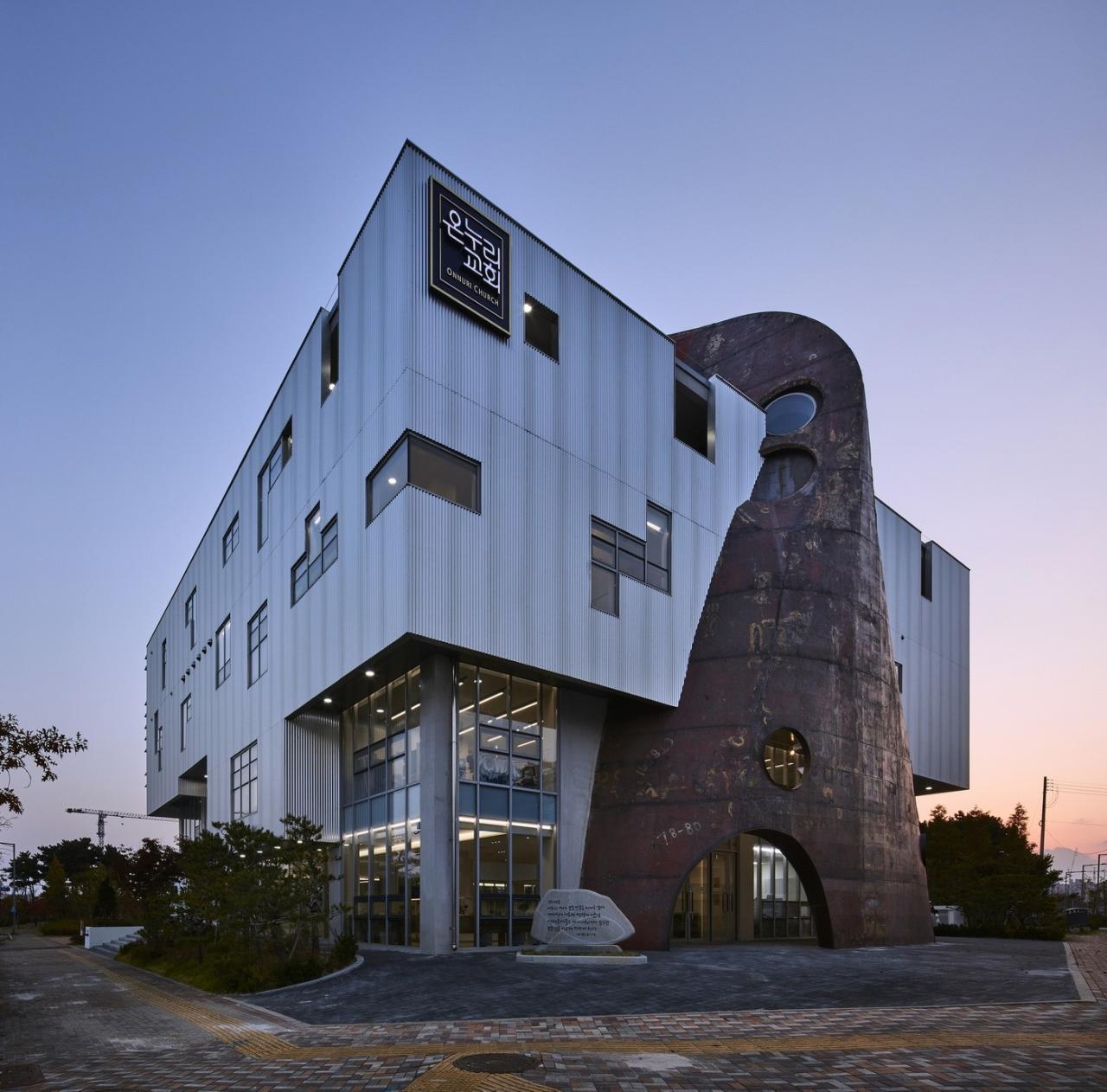 BIM建筑|永宗岛恩诺里教堂 / shinslab architecture BIM建筑|永宗岛恩诺里教堂 / shinslab architecture