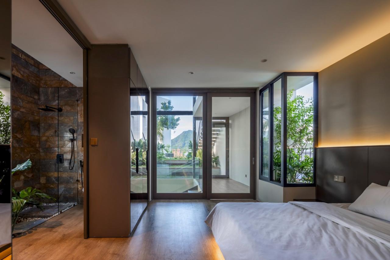 BIM建筑|天空花园别墅 / Pham Huu Son Architects BIM建筑|天空花园别墅 / Pham Huu Son Architects