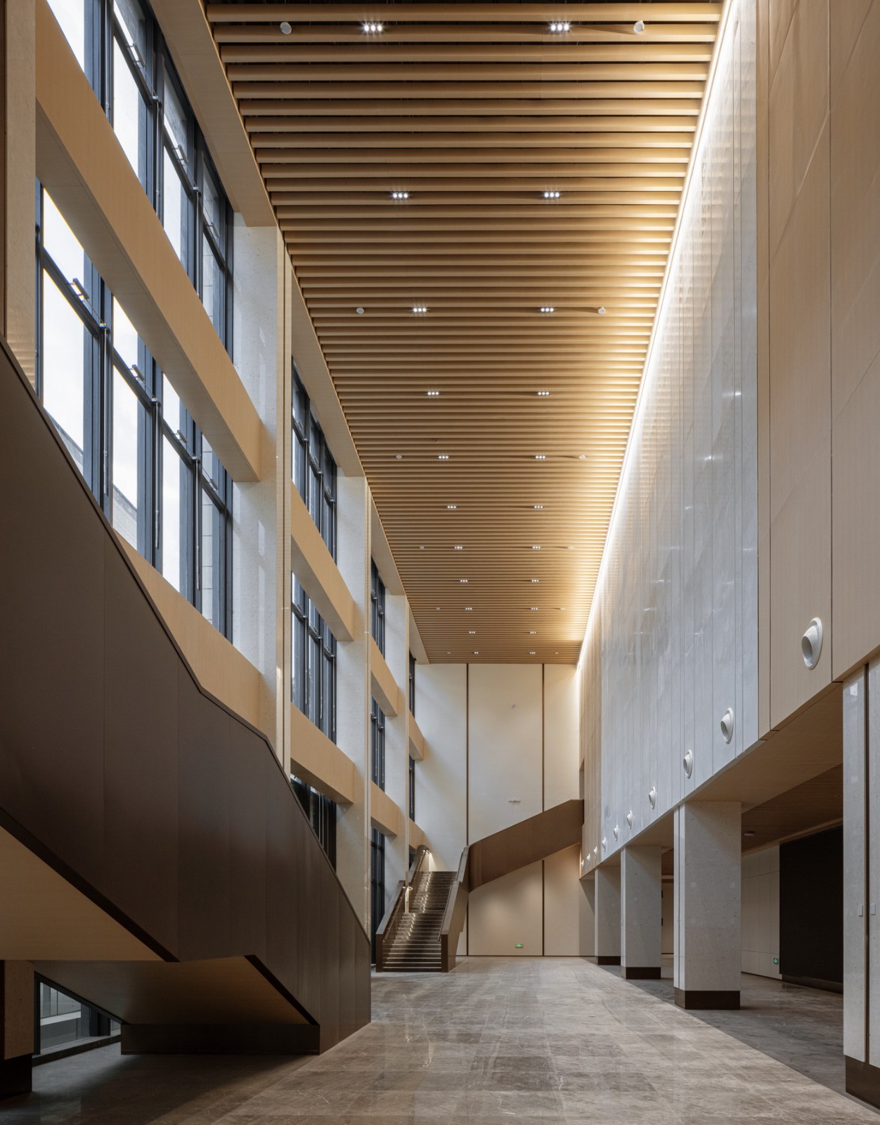 BIM建筑|深圳市中医院光明院区 / 孟建民团队 BIM建筑|深圳市中医院光明院区 / 孟建民团队