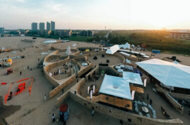 BIM建筑|MAD设计阿拉亚戏剧节表演空间-BIM建筑网