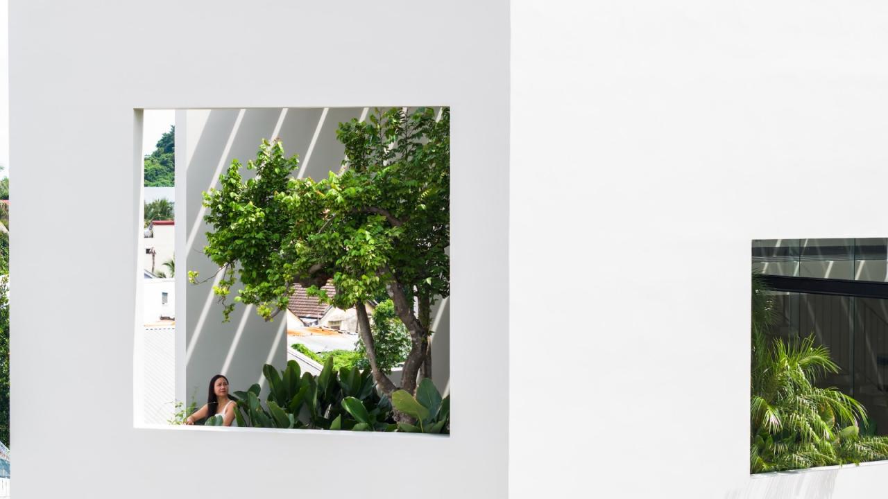 BIM建筑|天空花园别墅 / Pham Huu Son Architects BIM建筑|天空花园别墅 / Pham Huu Son Architects