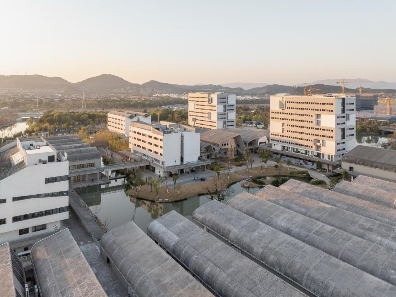 BIM建筑|中国美术学院良渚校区一期全场落成 / 非常建筑 BIM建筑|中国美术学院良渚校区一期全场落成 / 非常建筑