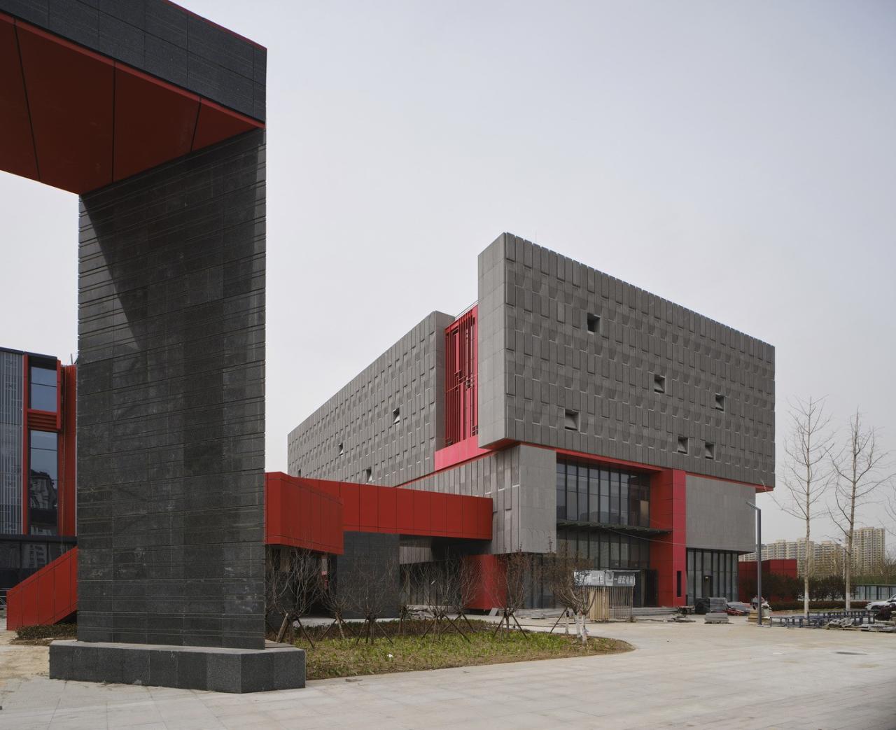 BIM建筑|山东省菏泽市郓城文化艺术中心 / 天津大学设计总院·顾志宏工作室 BIM建筑|山东省菏泽市郓城文化艺术中心 / 天津大学设计总院·顾志宏工作室