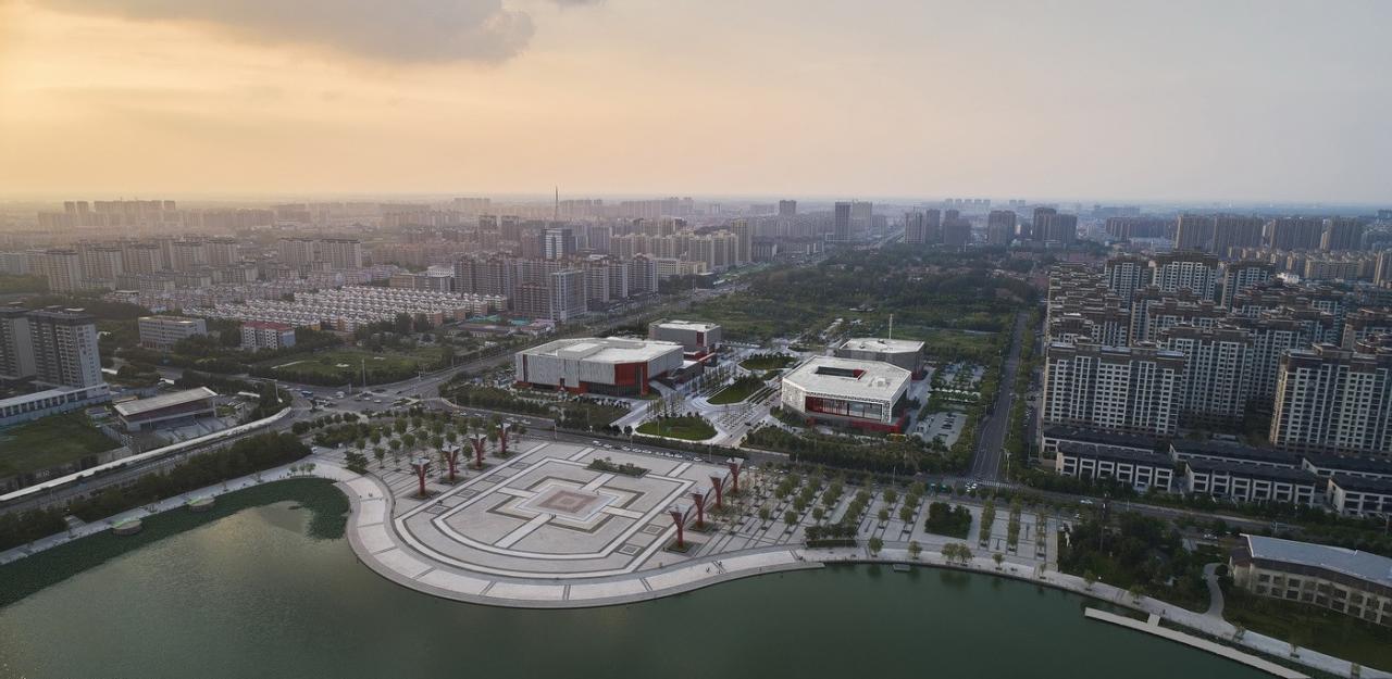 BIM建筑|山东省菏泽市郓城文化艺术中心 / 天津大学设计总院·顾志宏工作室 BIM建筑|山东省菏泽市郓城文化艺术中心 / 天津大学设计总院·顾志宏工作室