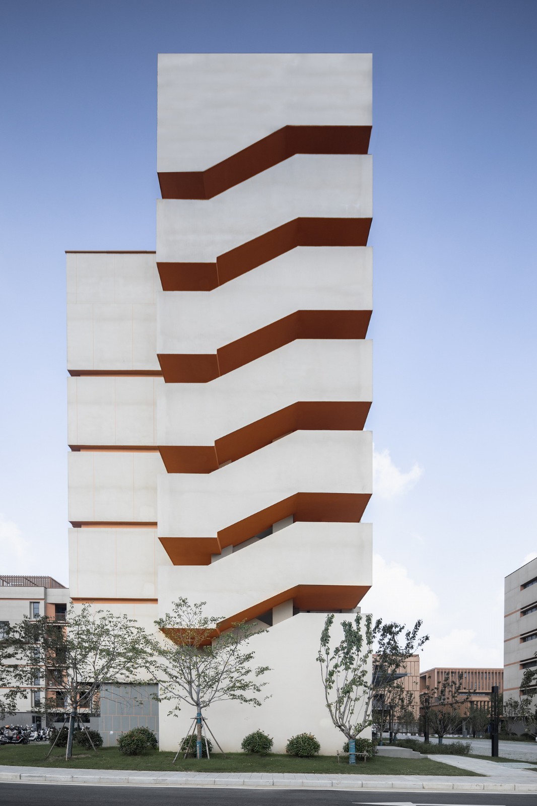 BIM建筑|江苏省梅村高级中学空港分校 / 华南理工大学建筑设计研究院 BIM建筑|江苏省梅村高级中学空港分校 / 华南理工大学建筑设计研究院