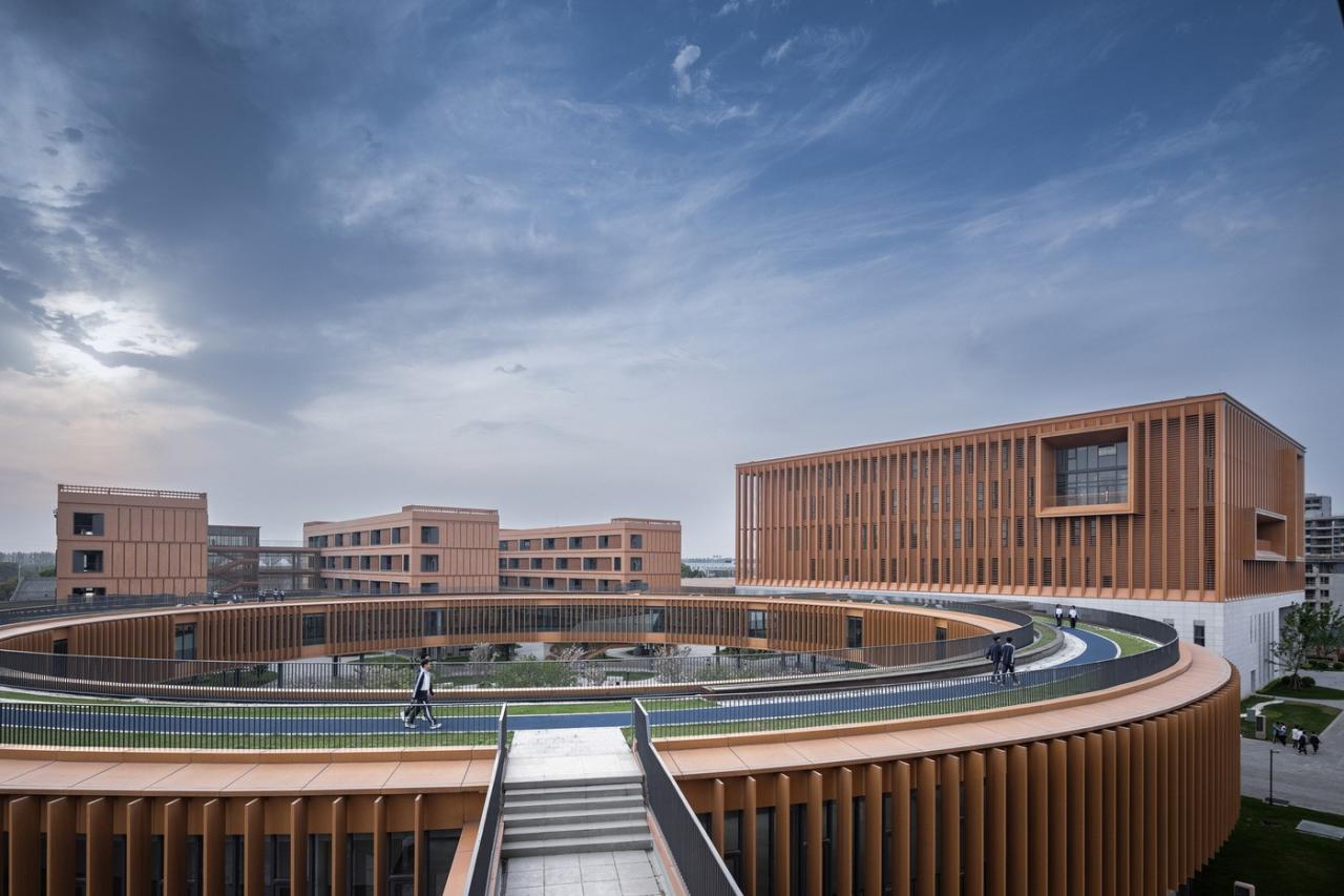 BIM建筑|江苏省梅村高级中学空港分校 / 华南理工大学建筑设计研究院 BIM建筑|江苏省梅村高级中学空港分校 / 华南理工大学建筑设计研究院