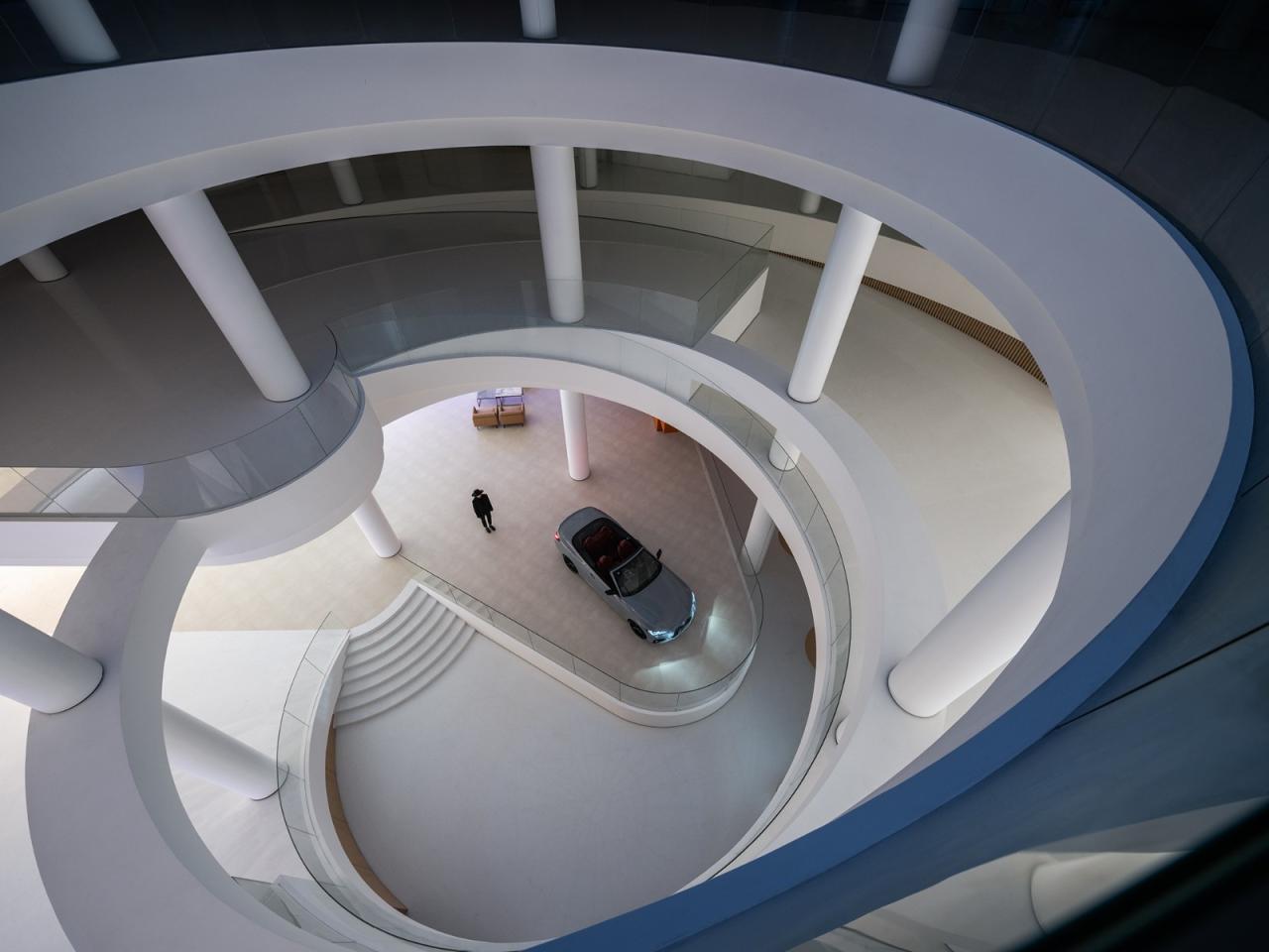 BIM建筑|充分考虑在地化和适应性,打造BMW宝马“绿星灯塔” / ARCHIHOPE BIM建筑|充分考虑在地化和适应性,打造BMW宝马“绿星灯塔” / ARCHIHOPE