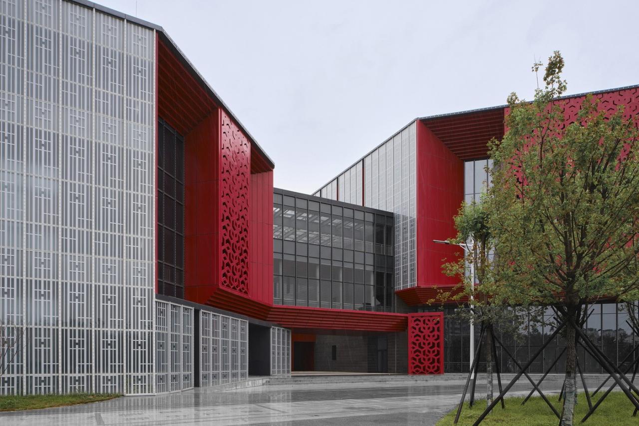 BIM建筑|山东省菏泽市郓城文化艺术中心 / 天津大学设计总院·顾志宏工作室 BIM建筑|山东省菏泽市郓城文化艺术中心 / 天津大学设计总院·顾志宏工作室