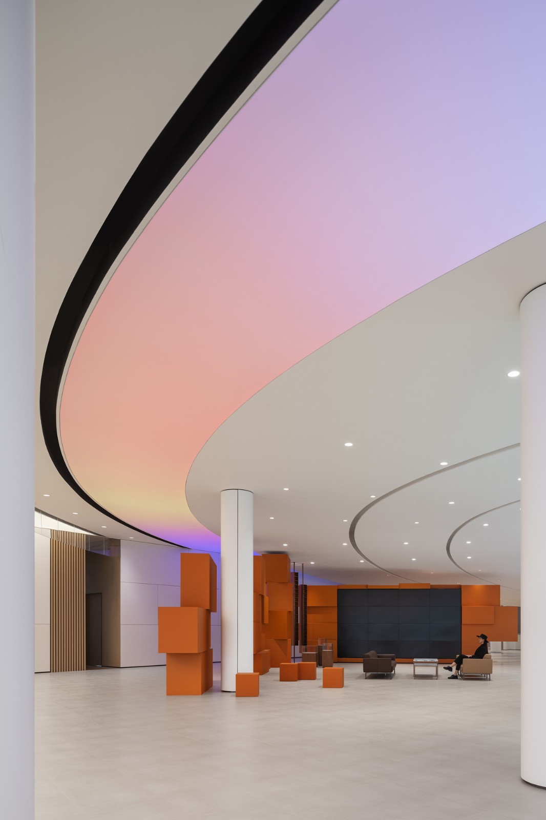 BIM建筑|充分考虑在地化和适应性,打造BMW宝马“绿星灯塔” / ARCHIHOPE BIM建筑|充分考虑在地化和适应性,打造BMW宝马“绿星灯塔” / ARCHIHOPE