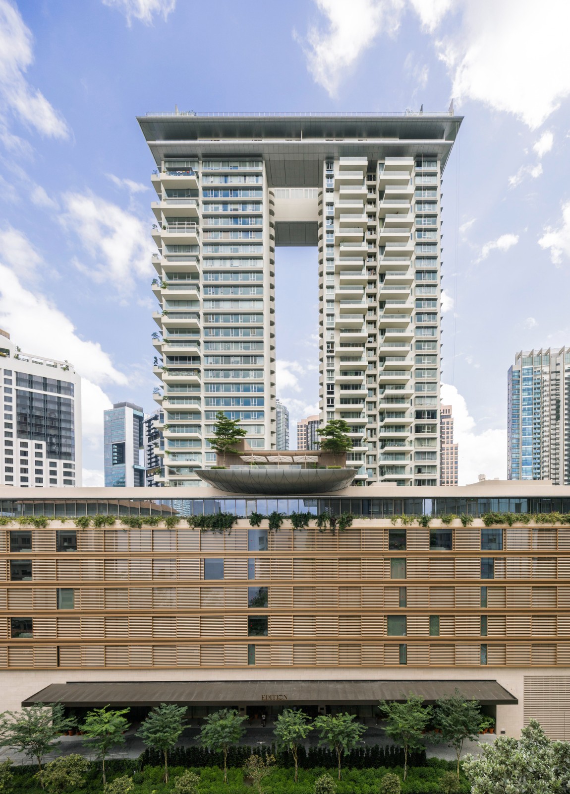 BIM建筑|铂瑞雅居与新加坡艾迪逊酒店 / 萨夫迪建筑事务所 BIM建筑|铂瑞雅居与新加坡艾迪逊酒店 / 萨夫迪建筑事务所