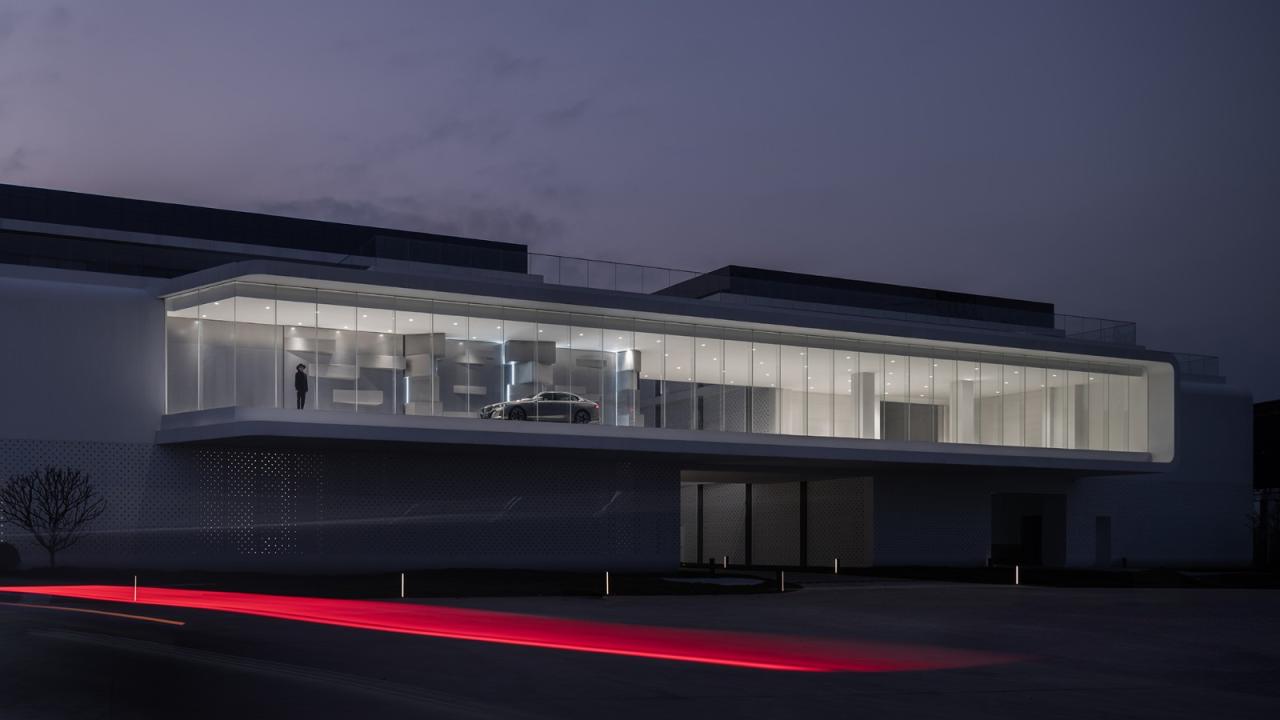 BIM建筑|充分考虑在地化和适应性,打造BMW宝马“绿星灯塔” / ARCHIHOPE BIM建筑|充分考虑在地化和适应性,打造BMW宝马“绿星灯塔” / ARCHIHOPE