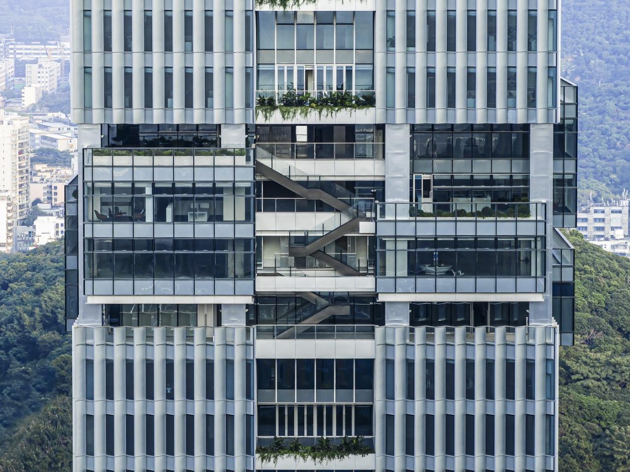 BIM建筑|T33全时中心:人、自然与科技的未来想象与表达 / Aedas建筑设计事务所 BIM建筑|T33全时中心:人、自然与科技的未来想象与表达 / Aedas建筑设计事务所