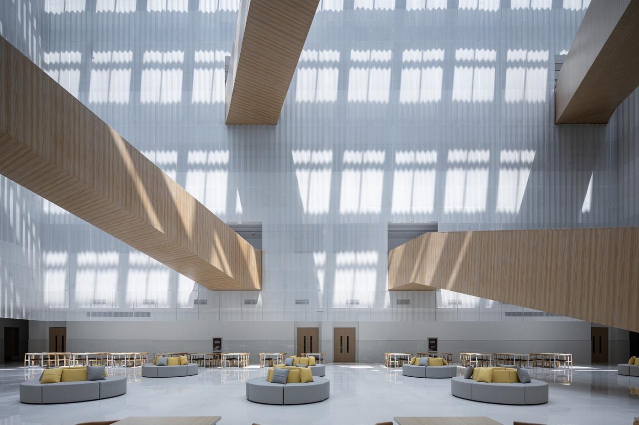 BIM建筑|江苏省梅村高级中学空港分校 / 华南理工大学建筑设计研究院 BIM建筑|江苏省梅村高级中学空港分校 / 华南理工大学建筑设计研究院