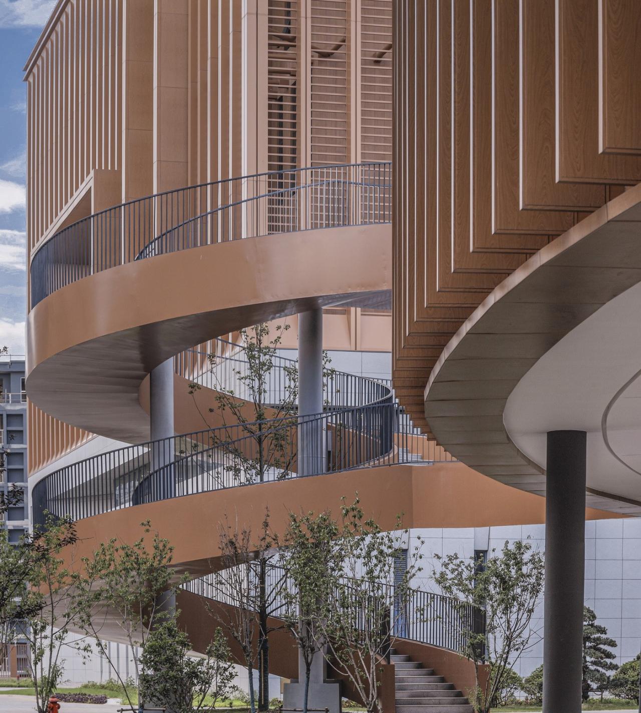 BIM建筑|江苏省梅村高级中学空港分校 / 华南理工大学建筑设计研究院 BIM建筑|江苏省梅村高级中学空港分校 / 华南理工大学建筑设计研究院