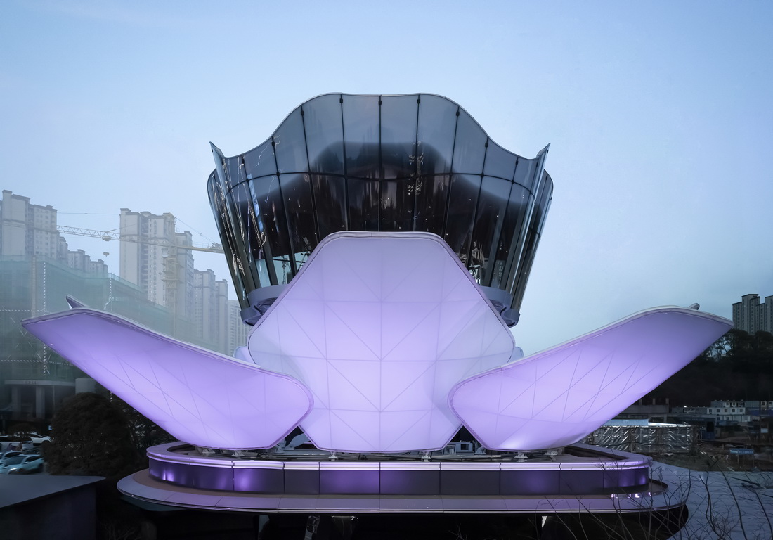 BIM建筑|整体可动的动态建筑:长沙“湘江之眼” / 朱培栋-line+建筑事务所 BIM建筑|整体可动的动态建筑:长沙“湘江之眼” / 朱培栋-line+建筑事务所