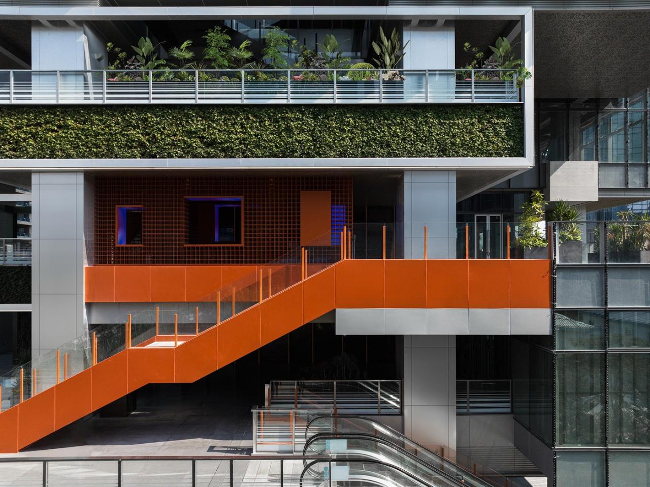 BIM建筑|T33全时中心:人、自然与科技的未来想象与表达 / Aedas建筑设计事务所 BIM建筑|T33全时中心:人、自然与科技的未来想象与表达 / Aedas建筑设计事务所