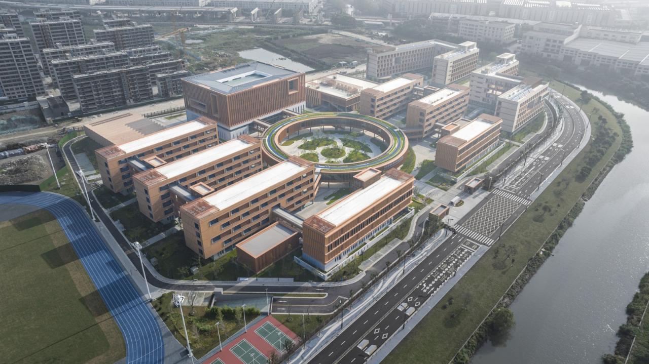 BIM建筑|江苏省梅村高级中学空港分校 / 华南理工大学建筑设计研究院 BIM建筑|江苏省梅村高级中学空港分校 / 华南理工大学建筑设计研究院