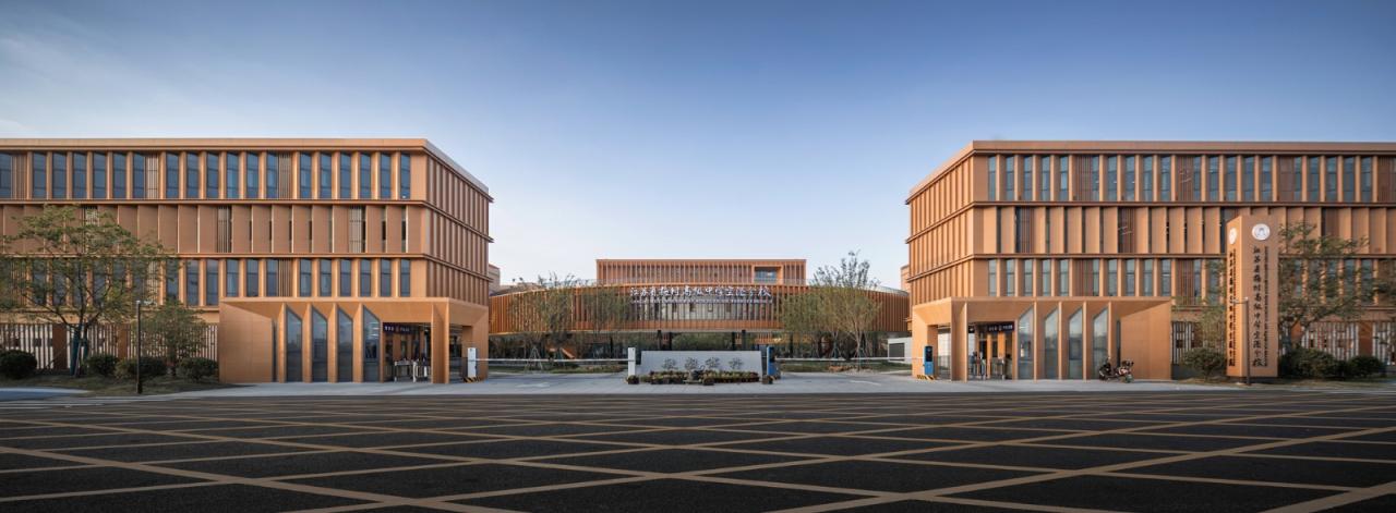 BIM建筑|江苏省梅村高级中学空港分校 / 华南理工大学建筑设计研究院 BIM建筑|江苏省梅村高级中学空港分校 / 华南理工大学建筑设计研究院