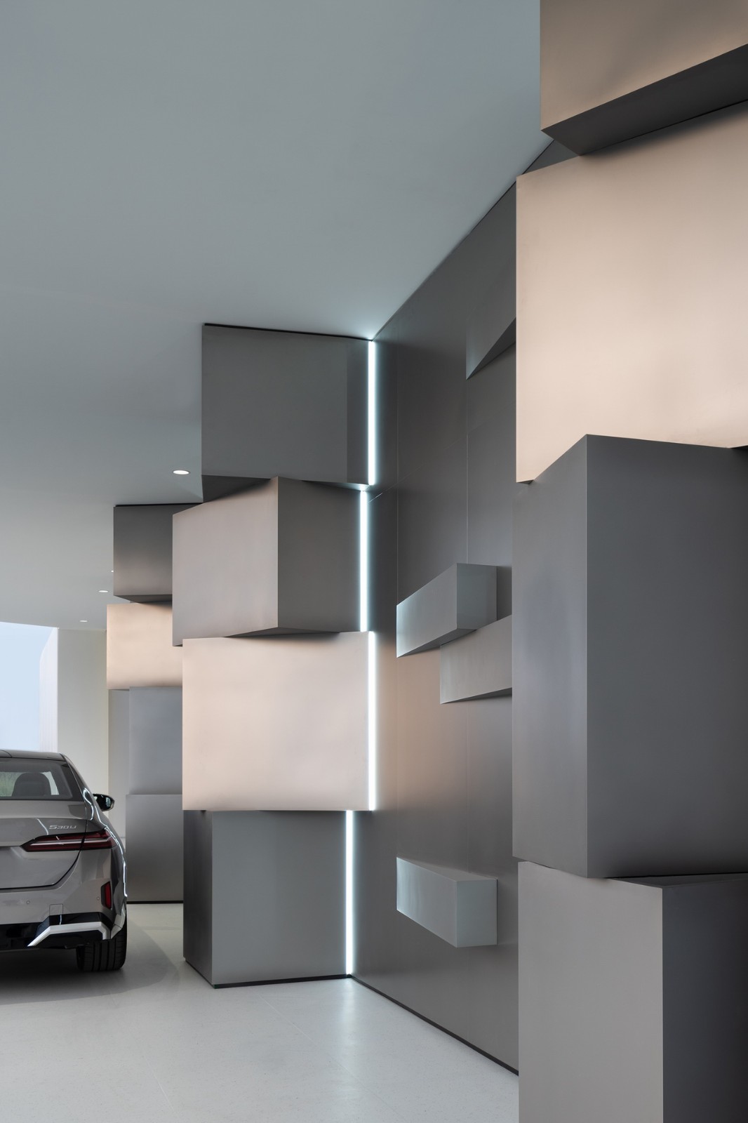 BIM建筑|充分考虑在地化和适应性,打造BMW宝马“绿星灯塔” / ARCHIHOPE BIM建筑|充分考虑在地化和适应性,打造BMW宝马“绿星灯塔” / ARCHIHOPE