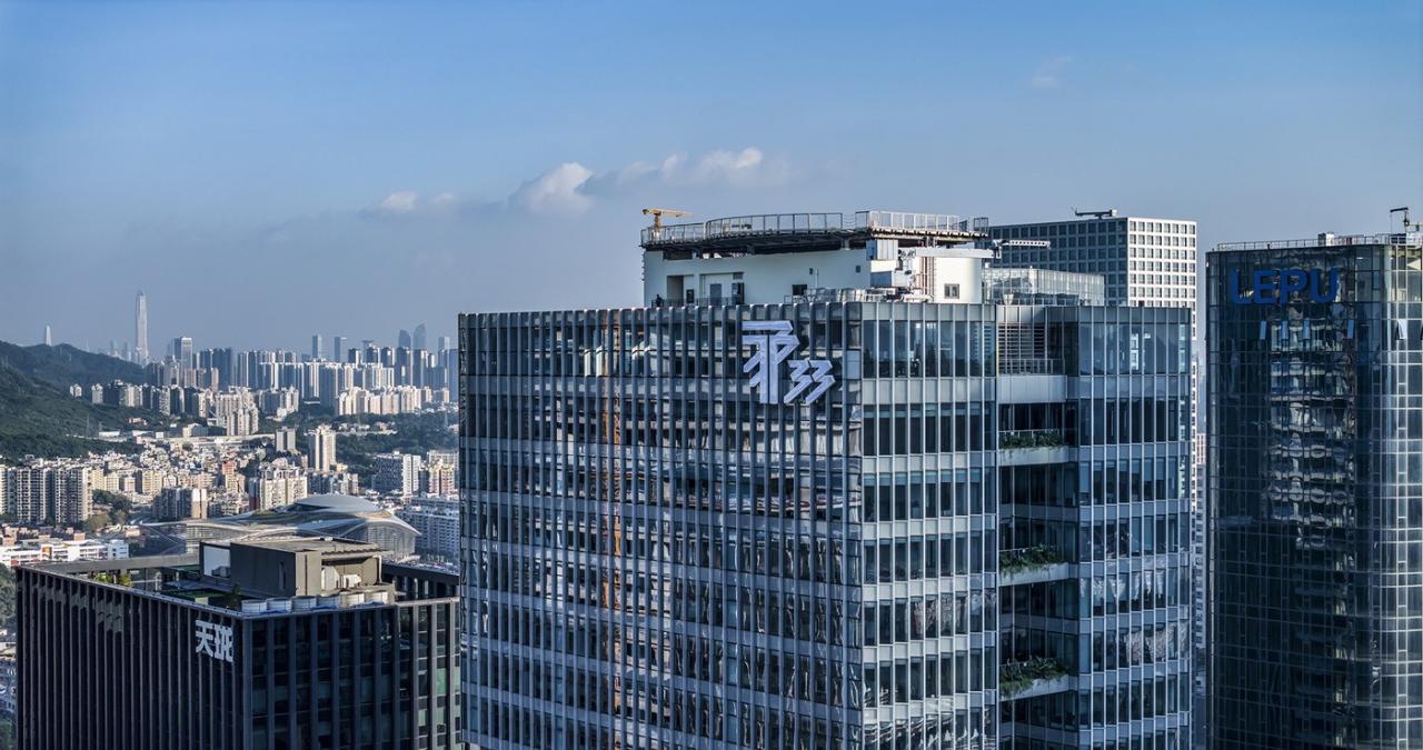 BIM建筑|T33全时中心:人、自然与科技的未来想象与表达 / Aedas建筑设计事务所 BIM建筑|T33全时中心:人、自然与科技的未来想象与表达 / Aedas建筑设计事务所