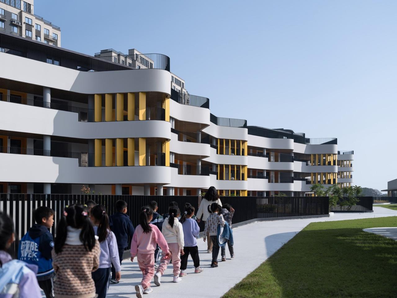 BIM建筑|上海师范大学附属青浦实验学校 / BAU建筑城市设计事务所 BIM建筑|上海师范大学附属青浦实验学校 / BAU建筑城市设计事务所