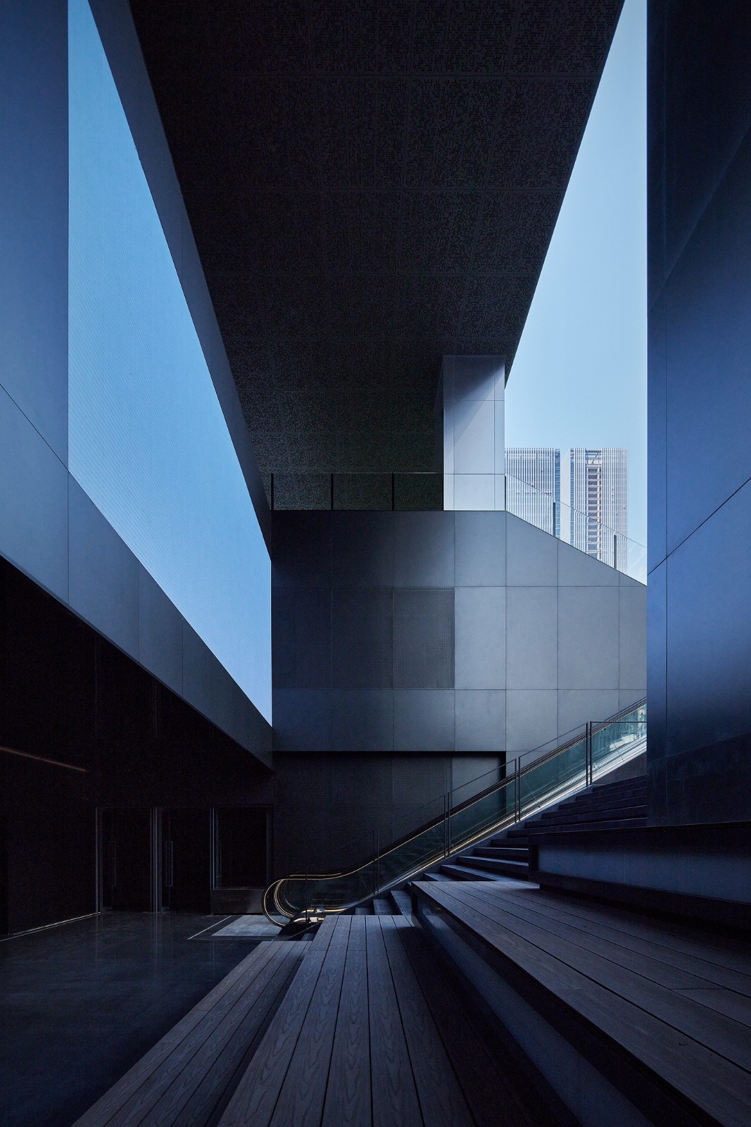 BIM建筑|T33全时中心:人、自然与科技的未来想象与表达 / Aedas建筑设计事务所 BIM建筑|T33全时中心:人、自然与科技的未来想象与表达 / Aedas建筑设计事务所