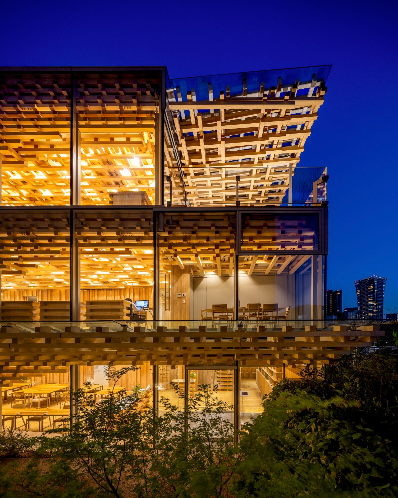 BIM建筑|AEAJ 景观平台 / 隈研吾建筑都市设计事务所 BIM建筑|AEAJ 景观平台 / 隈研吾建筑都市设计事务所