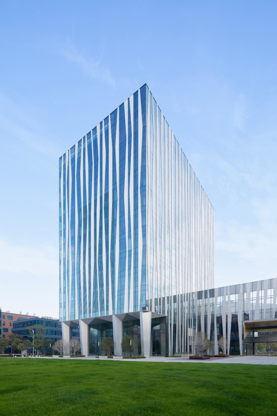 BIM建筑|三大活力营造,打造全新“智海协同区” / FTA建筑设计 BIM建筑|三大活力营造,打造全新“智海协同区” / FTA建筑设计