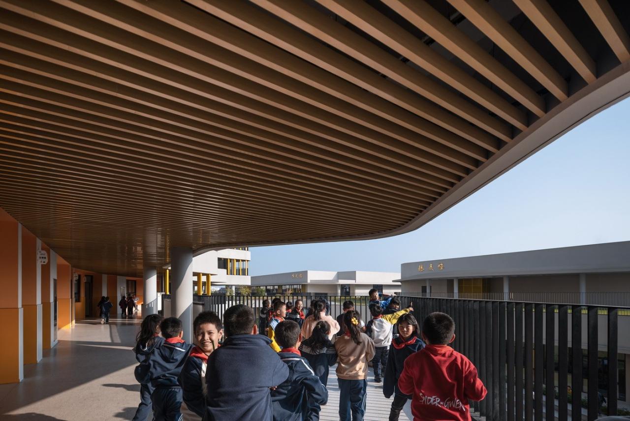 BIM建筑|上海师范大学附属青浦实验学校 / BAU建筑城市设计事务所 BIM建筑|上海师范大学附属青浦实验学校 / BAU建筑城市设计事务所