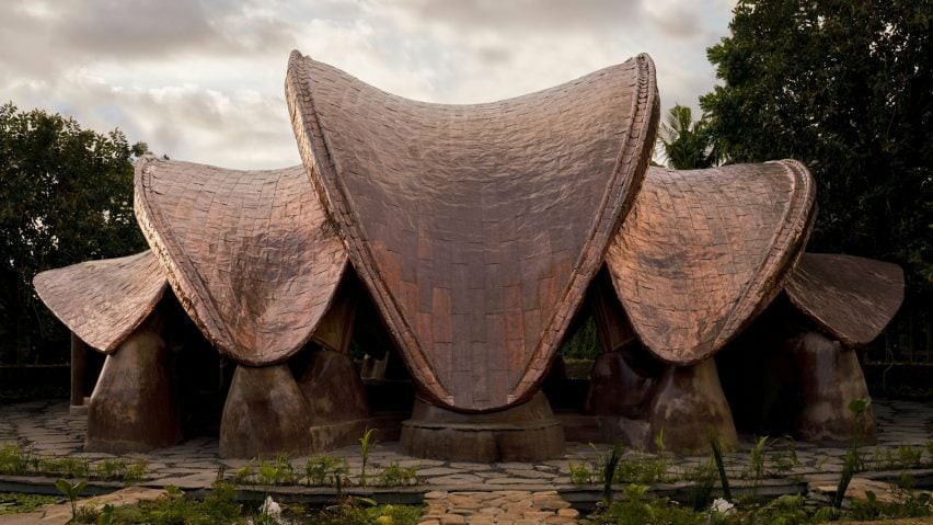 BIM建筑|伊布库设计铜包竹“花瓣”包裹冥想空间 BIM建筑|伊布库设计铜包竹“花瓣”包裹冥想空间