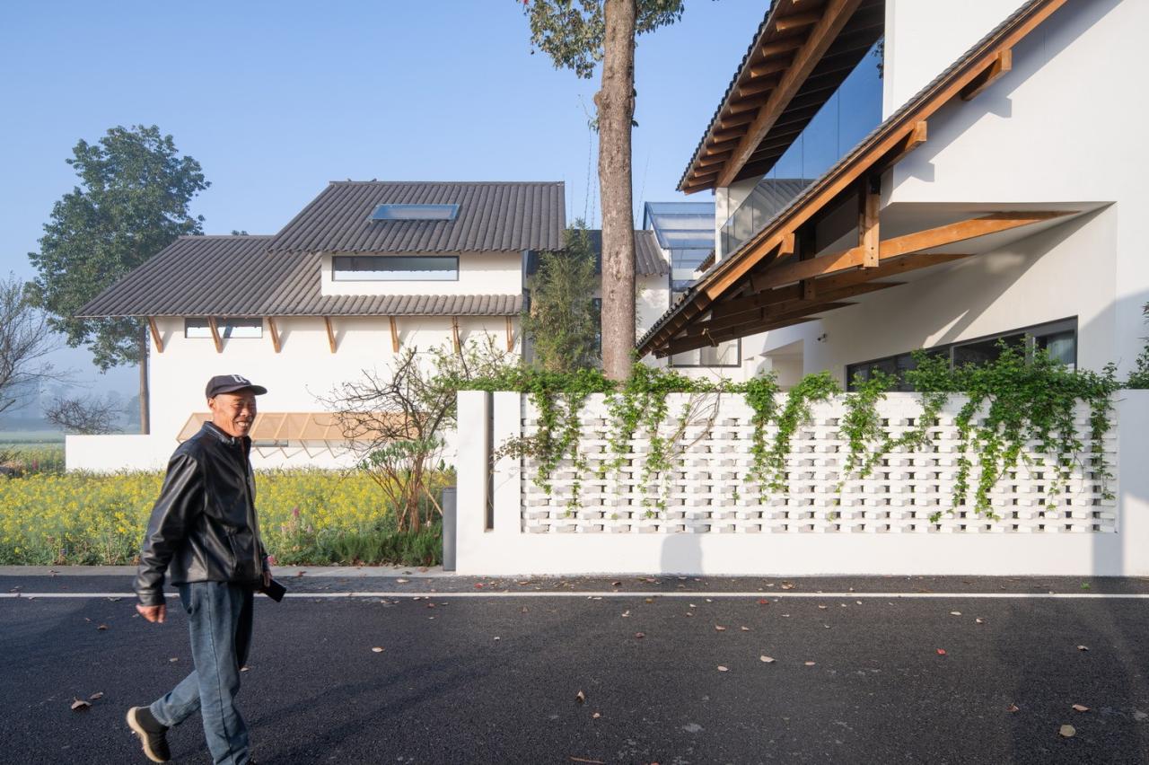 BIM建筑|跨越千年农耕生活的对谈:新都·百草香庐 / 小隐建筑 BIM建筑|跨越千年农耕生活的对谈:新都·百草香庐 / 小隐建筑