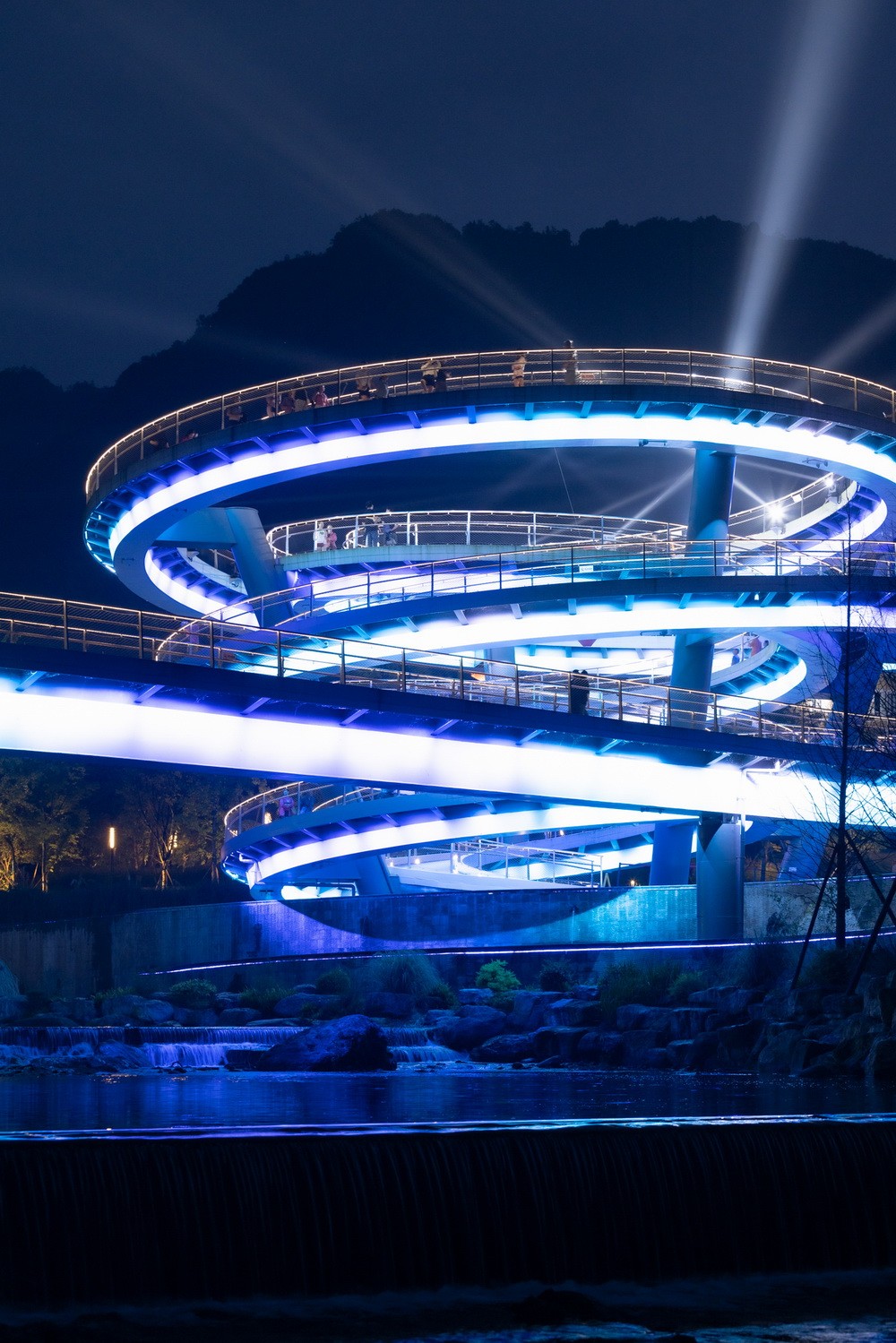 BIM建筑|音缘桥 / 成都中筑华恺建筑设计 BIM建筑|音缘桥 / 成都中筑华恺建筑设计