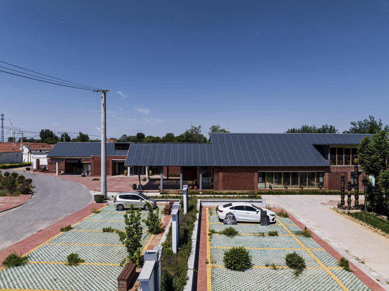 BIM建筑|李桂芬乡村综合体 / 山东省城乡规划设计研究院有限公司建筑创作中心 BIM建筑|李桂芬乡村综合体 / 山东省城乡规划设计研究院有限公司建筑创作中心